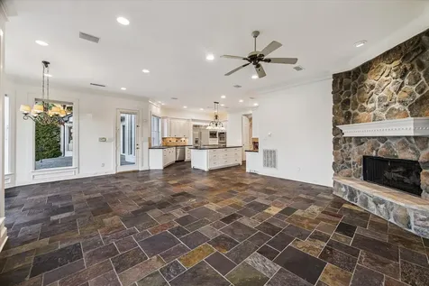115 Lake Estates Drive Montgomery TX 77356