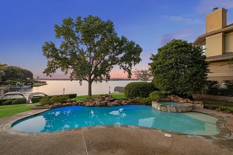 115 Lake Estates Drive Montgomery TX 77356