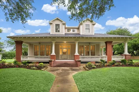 209 E Caney Street Wharton TX 77488