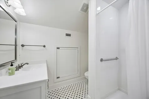 209 E Caney Street Wharton TX 77488