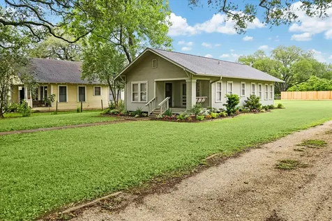 209 E Caney Street Wharton TX 77488