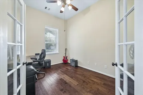 6723 Hunters Way Lane Baytown TX 77521