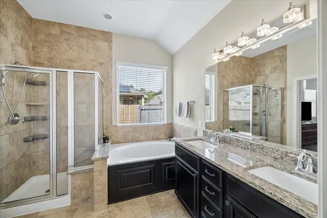 6723 Hunters Way Lane Baytown TX 77521