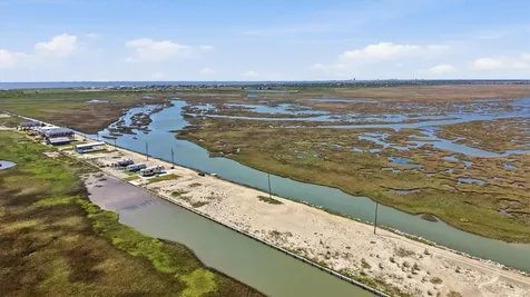 1348 N Tinkle Lane Crystal Beach TX 77650