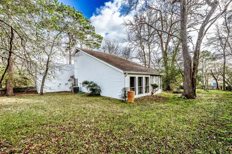 3648 Youpon Huntsville TX 77340