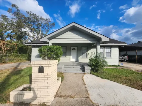 103 Super Street Houston TX 77011