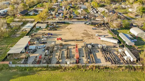 5715 & 5721 Spindle Drive Houston TX 77086
