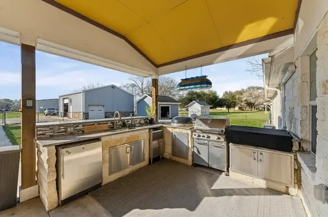 1840 Caroline Street Dickinson TX 77539