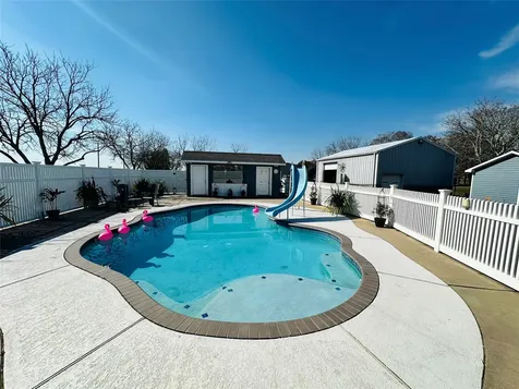 1840 Caroline Street Dickinson TX 77539