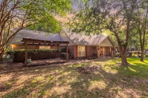 334 Pinehurst Drive Sour Lake TX 77659