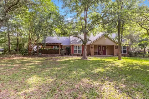 334 Pinehurst Drive Sour Lake TX 77659