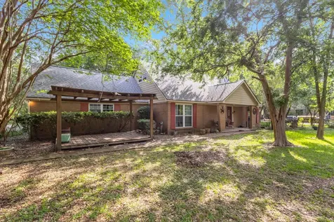 334 Pinehurst Drive Sour Lake TX 77659