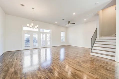 1605 Colorado Street Houston TX 77007
