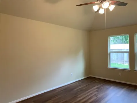 13022 Lazy Lane Willis TX 77318