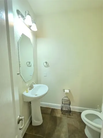 2706 Topaz Cove Lane Iowa Colony TX 77583
