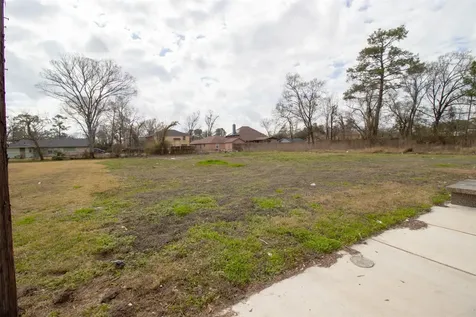 8226 Tidwell Road Houston TX 77028