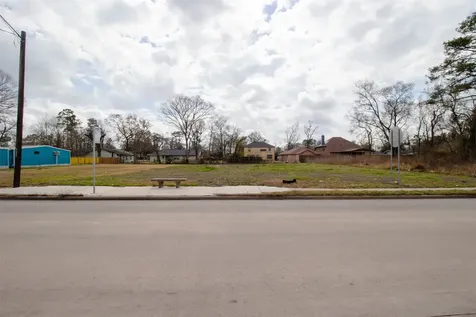 8226 Tidwell Road Houston TX 77028