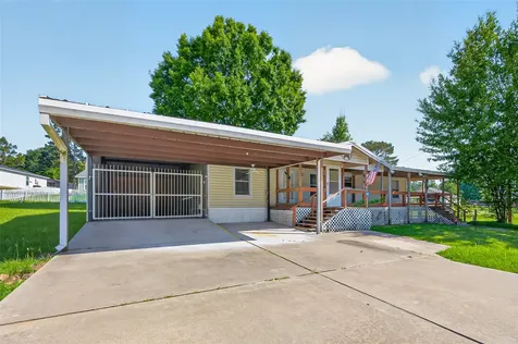 235 Iris Livingston TX 77351