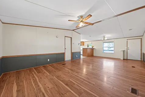 235 Iris Livingston TX 77351