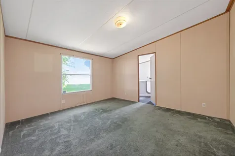 235 Iris Livingston TX 77351