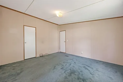 235 Iris Livingston TX 77351