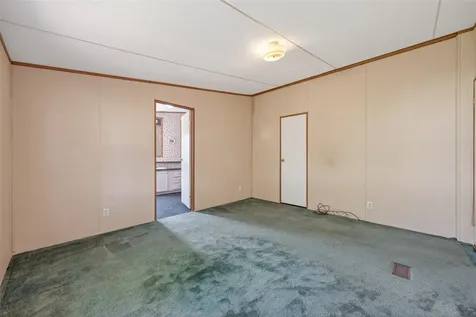 235 Iris Livingston TX 77351
