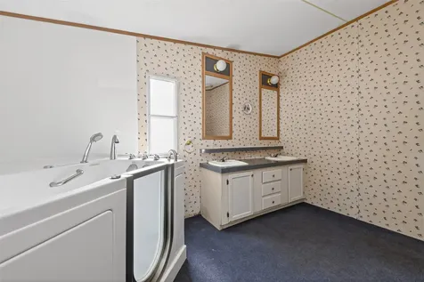 235 Iris Livingston TX 77351