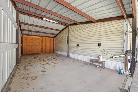 235 Iris Livingston TX 77351