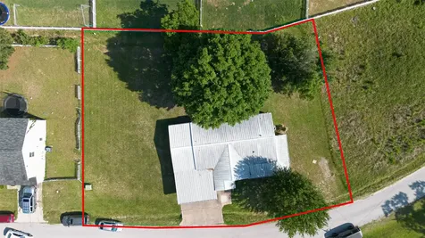235 Iris Livingston TX 77351