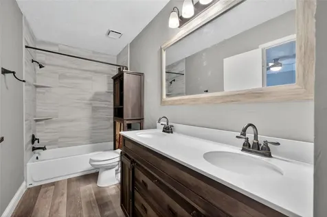 8515 Pool Creek Drive Houston TX 77095