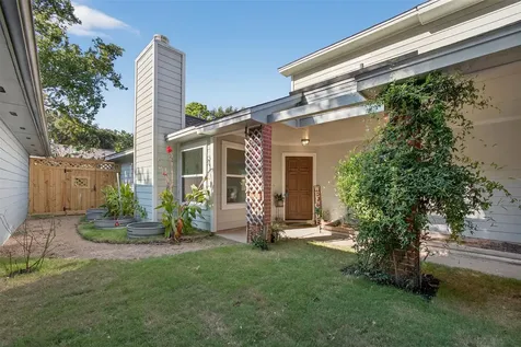 8515 Pool Creek Drive Houston TX 77095