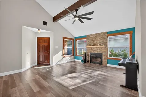 8515 Pool Creek Drive Houston TX 77095
