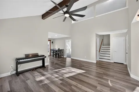 8515 Pool Creek Drive Houston TX 77095