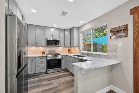 8515 Pool Creek Drive Houston TX 77095