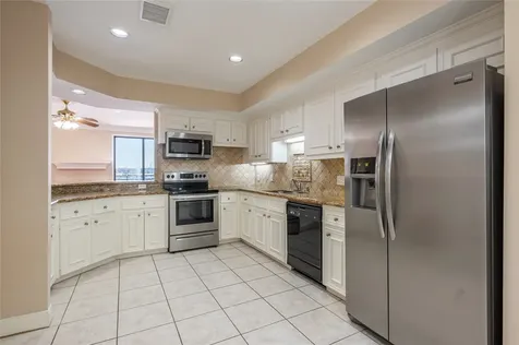 1801 Enterprise Avenue League City TX 77573