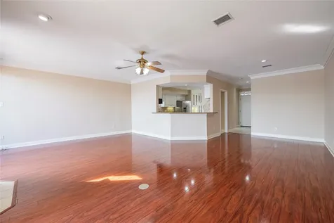 1801 Enterprise Avenue League City TX 77573