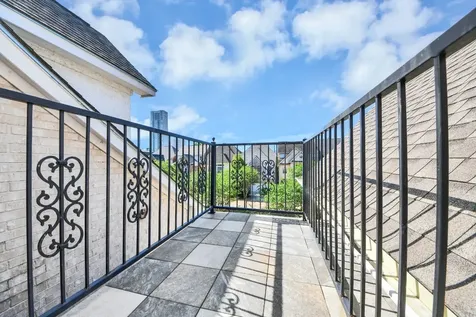 5346 Hidalgo Street Houston TX 77056