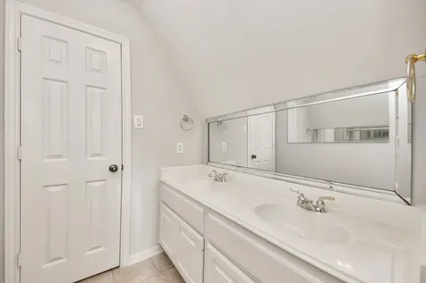 5346 Hidalgo Street Houston TX 77056