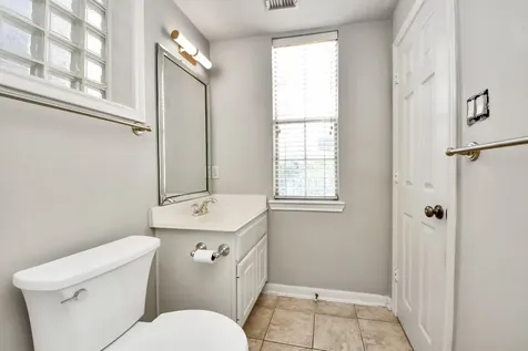 5346 Hidalgo Street Houston TX 77056