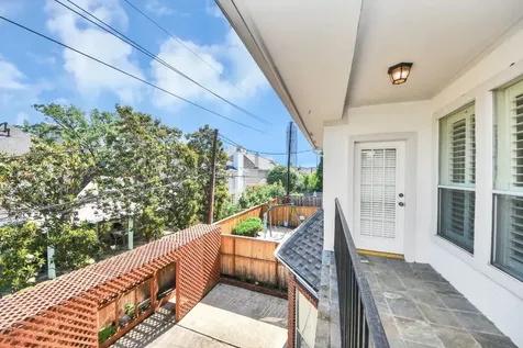5346 Hidalgo Street Houston TX 77056