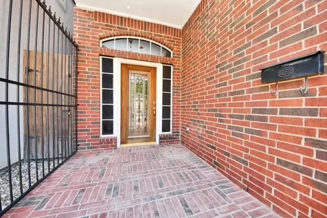 5346 Hidalgo Street Houston TX 77056