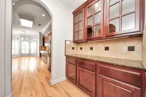 5346 Hidalgo Street Houston TX 77056