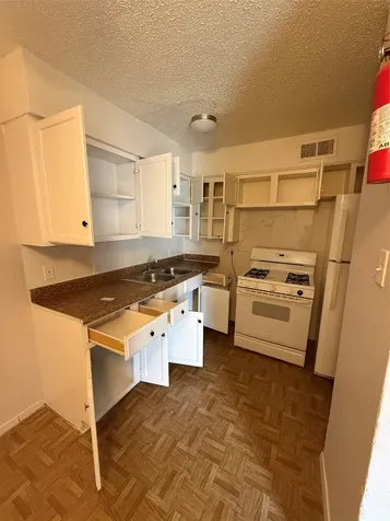 8535 Winkler Drive D07 Houston TX 77017
