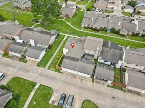 6517 S Briar Bayou Drive Houston TX 77072