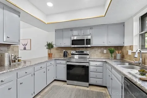 6517 S Briar Bayou Drive Houston TX 77072