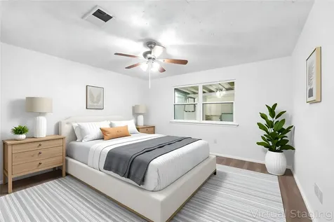6517 S Briar Bayou Drive Houston TX 77072