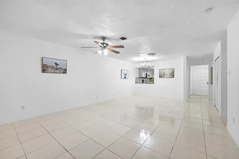 6517 S Briar Bayou Drive Houston TX 77072