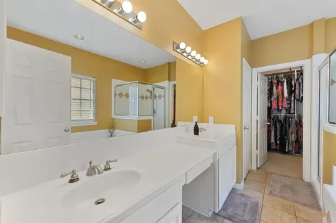 6107 S Arrowana Lane Houston TX 77036