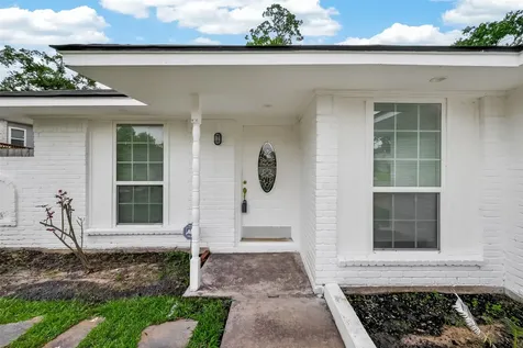 6311 Tall Willow Drive Houston TX 77088