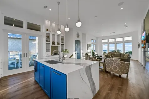 3430 Treasure Circle Galveston TX 77554